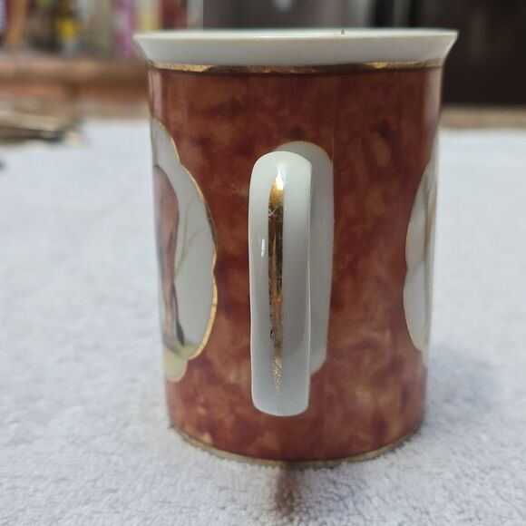 Vintage Email de Limoges 1855 Lion Mug by I. Godinger – Hand-Painted Porcelain - Picture 4 of 12